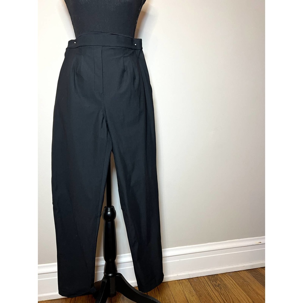 Lululemon Essential high-rise trouser